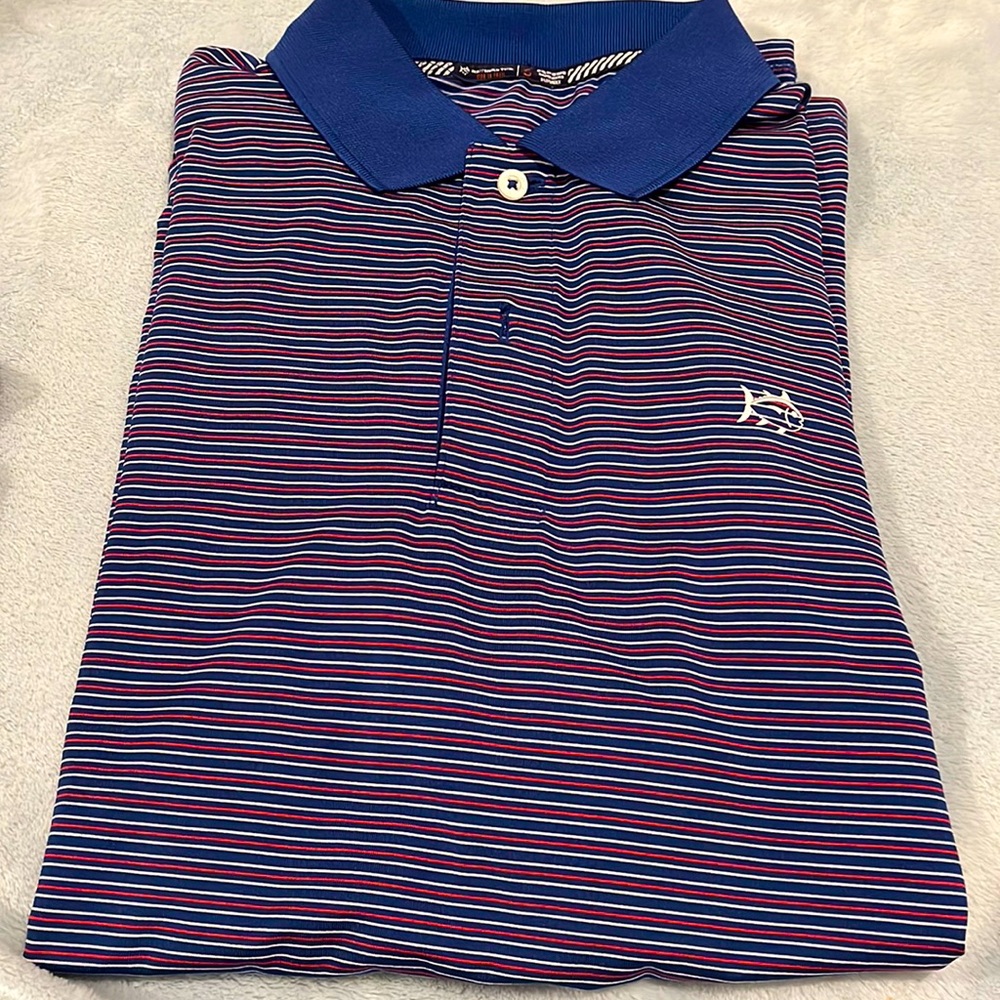 Men’s size small southern tide polo. Red/white/blue colors.